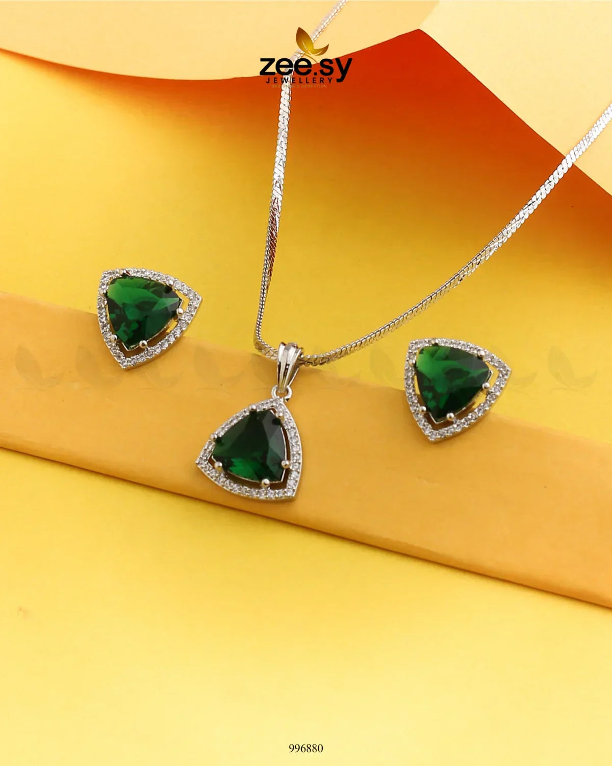 Triad Pendant Set Emerald Green - Zeesy Jewellery