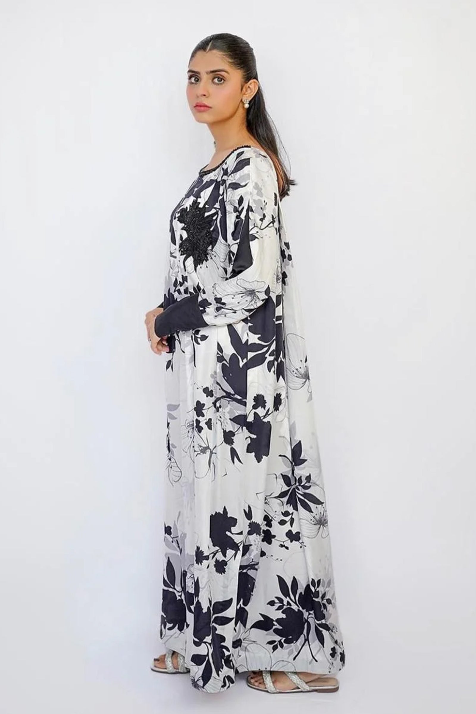 Mariam Malik Unstitched Luxury Formals Collection'2025-Luxury Formals - 23