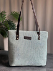 Buy Jute bags in affordable Price Best Quality in Pakistan Trendy Bags Of 2026