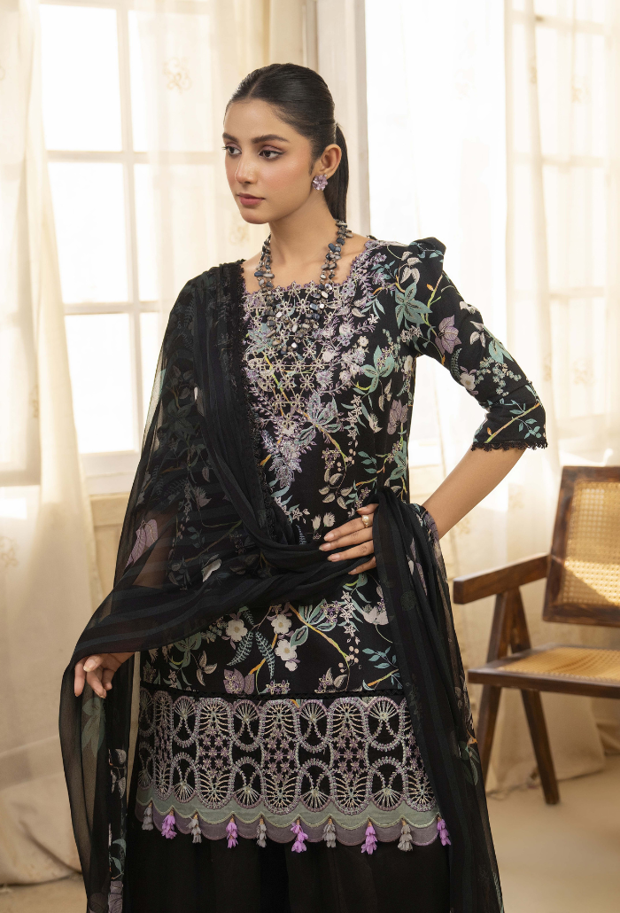 Senora By Humdum Stitched 3 Piece Emb Printed Lawn Collection'2025-D-02