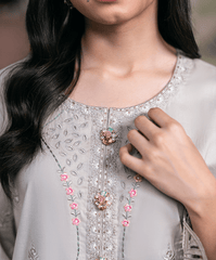 Baad-E-Naubahaar By Kaanthaa Unstitched 3 Piece Summer Suit-Gul Bagh Unstitched Embroidered Suit (3-Piece)