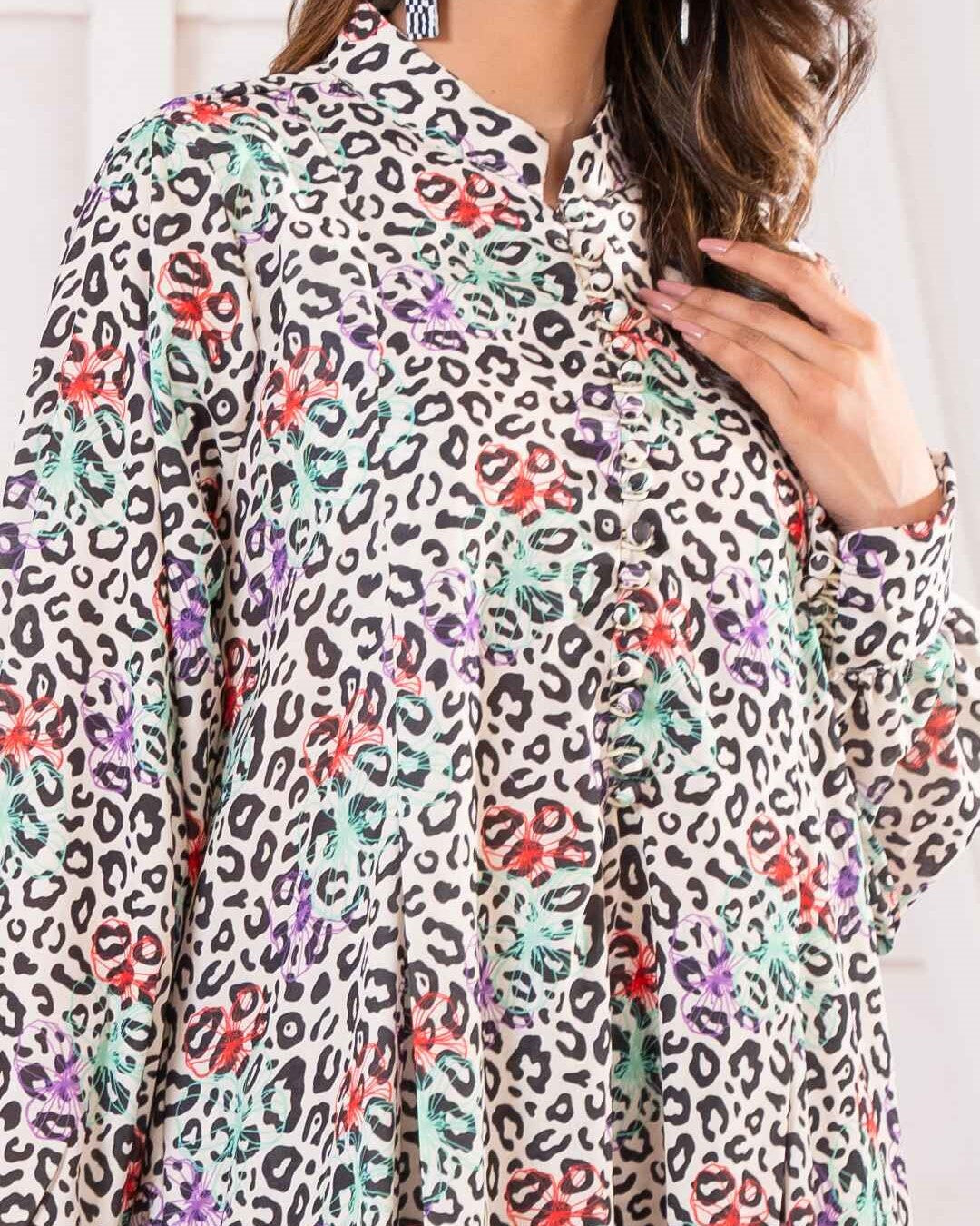 Ayla Studio Stitched PRINTED ESSENTIAL CO-ORD - Pop Leopard
