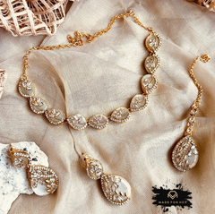 Made For Her-Opulent Stone Necklace Set - KSH1051