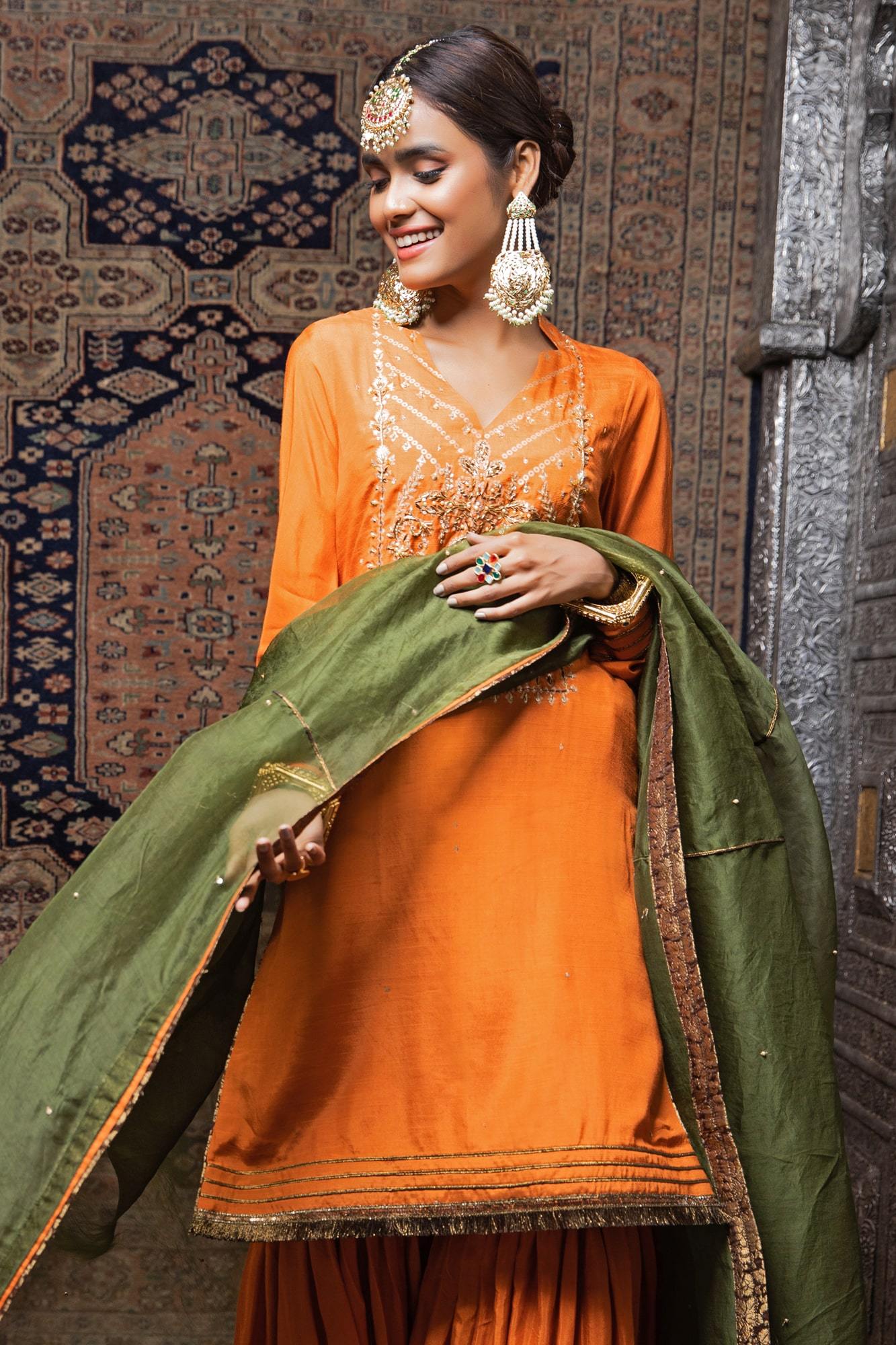 Zaaviay Stitched Eid Edit Naranji (Three Piece)