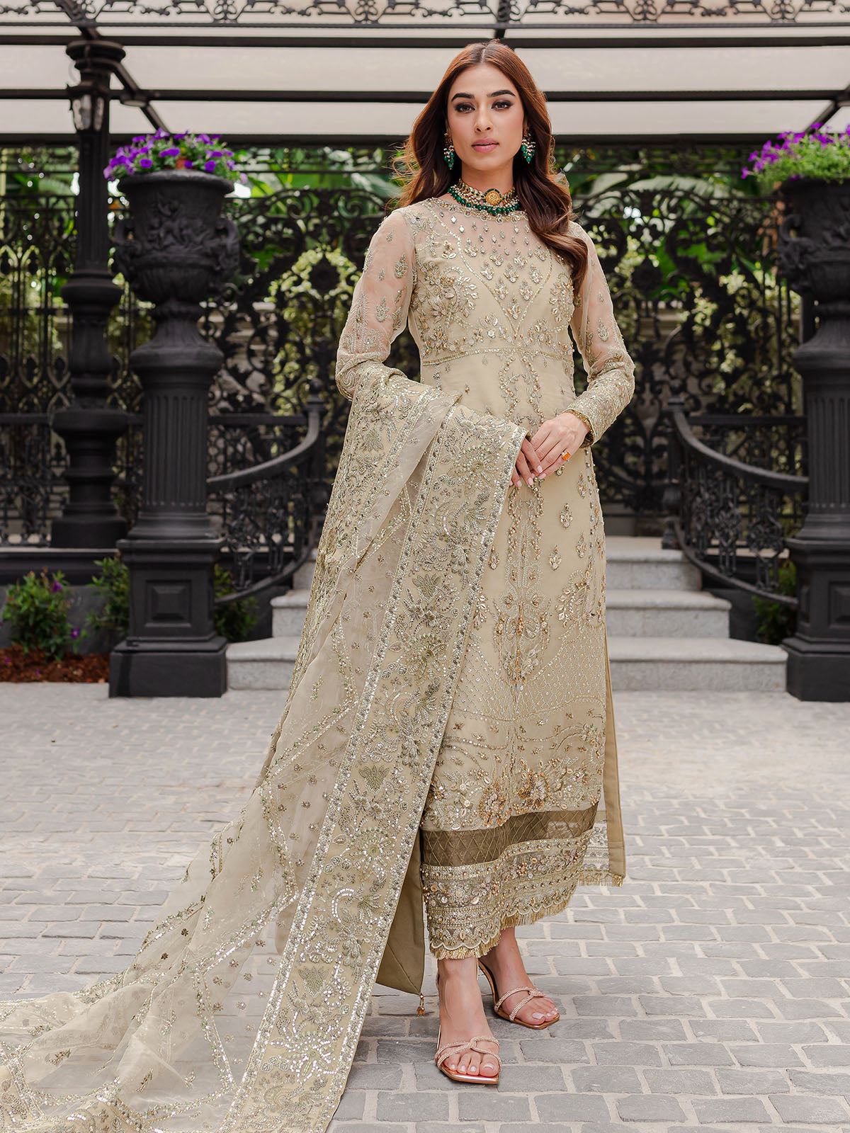 Gulaal Luxury Pret 2022-Warina GL-LP-V1-05