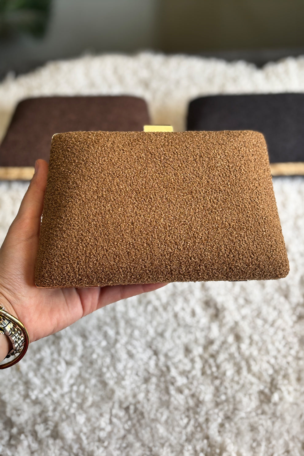 Trendy affordable women Clutch Purse bags. Clutches Collection Fineur Online Pakistan