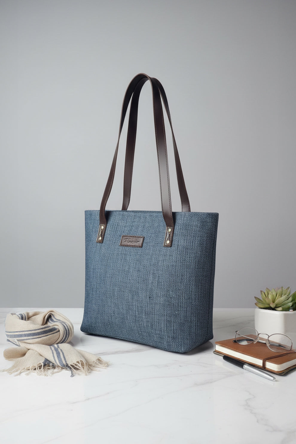 Buy Jute bags in affordable Price Best Quality in Pakistan Trendy Bags Of 2026