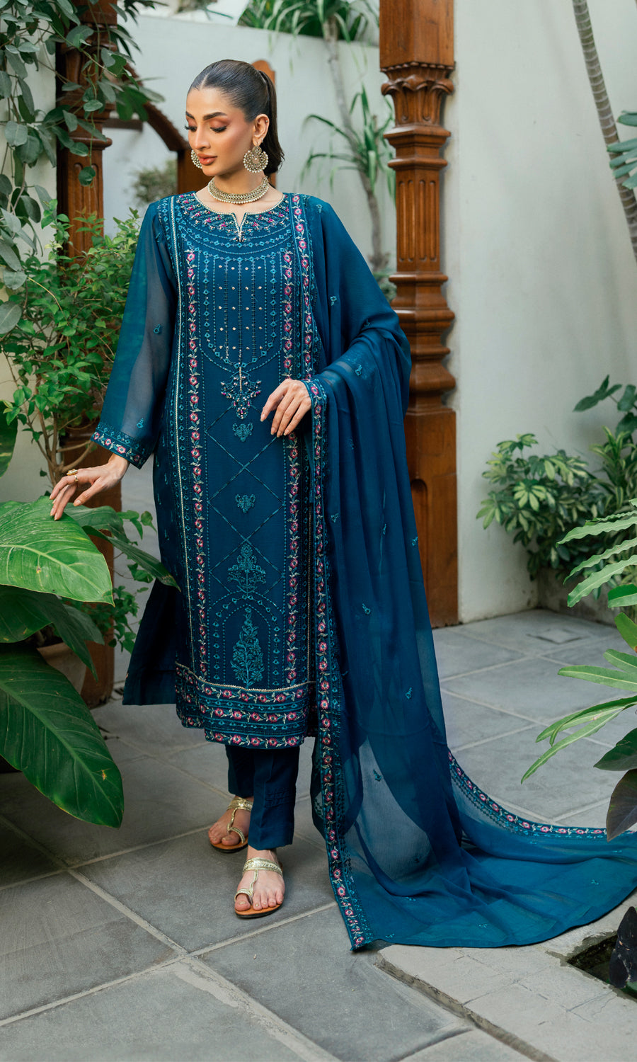 Morbagh By Shamooz Stitched 3 Piece Formals Collection'2025-Teal SEM-0841