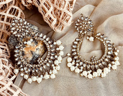 Made For Her-Lustre Earrings & Tikka Set - KMW1061