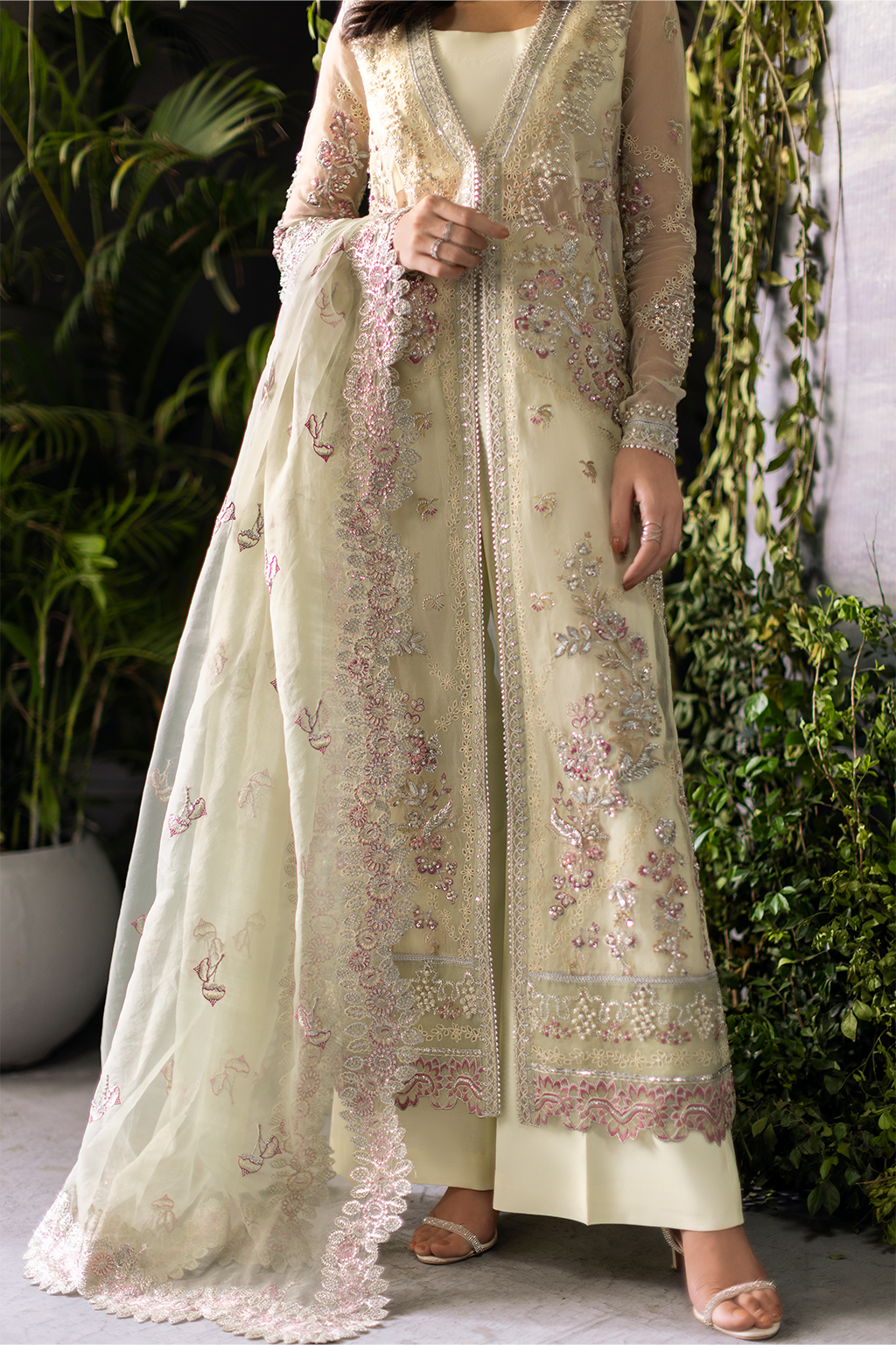 Flurie By Meeral Unstitched 3 Piece Formals Vol-03 Collection'2025-Luna