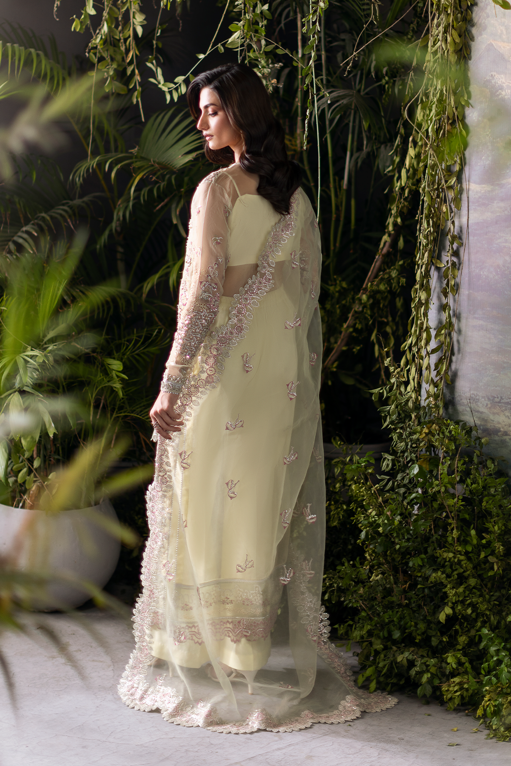 Flurie By Meeral Unstitched 3 Piece Formals Vol-03 Collection'2025-Luna