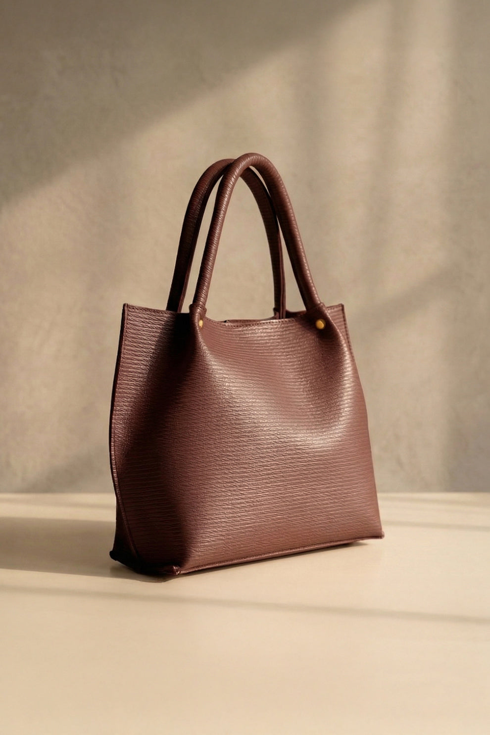 arcline Lowest price in pakistan, tote bags of pakistan under 1599