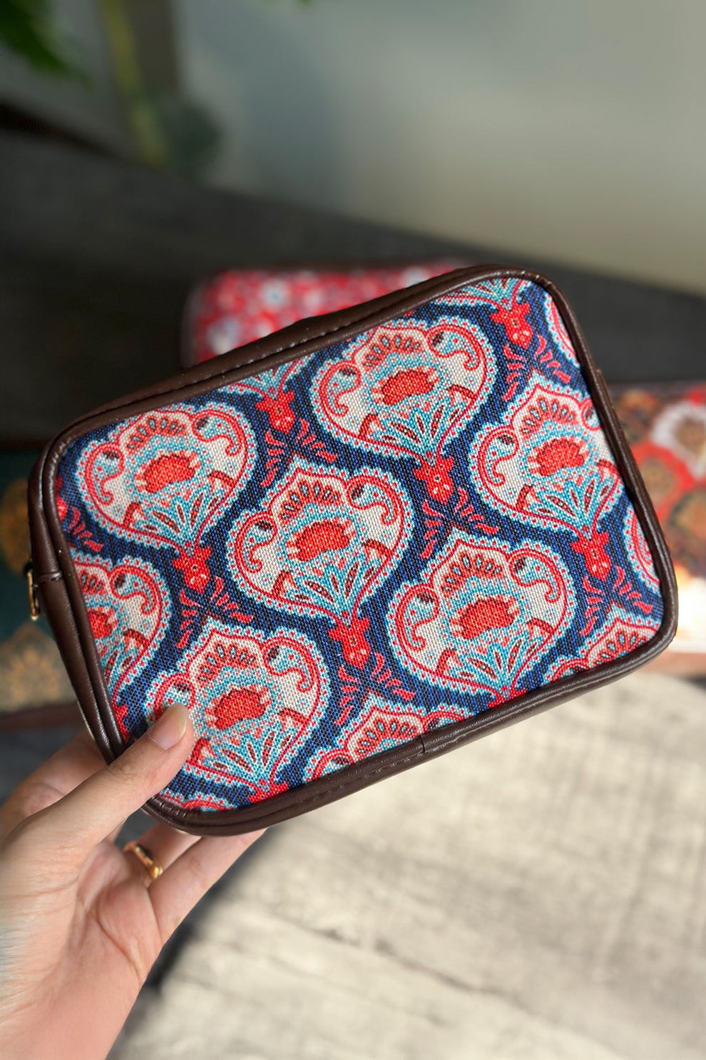 Crossbody Women Bags & Purses Pakistan