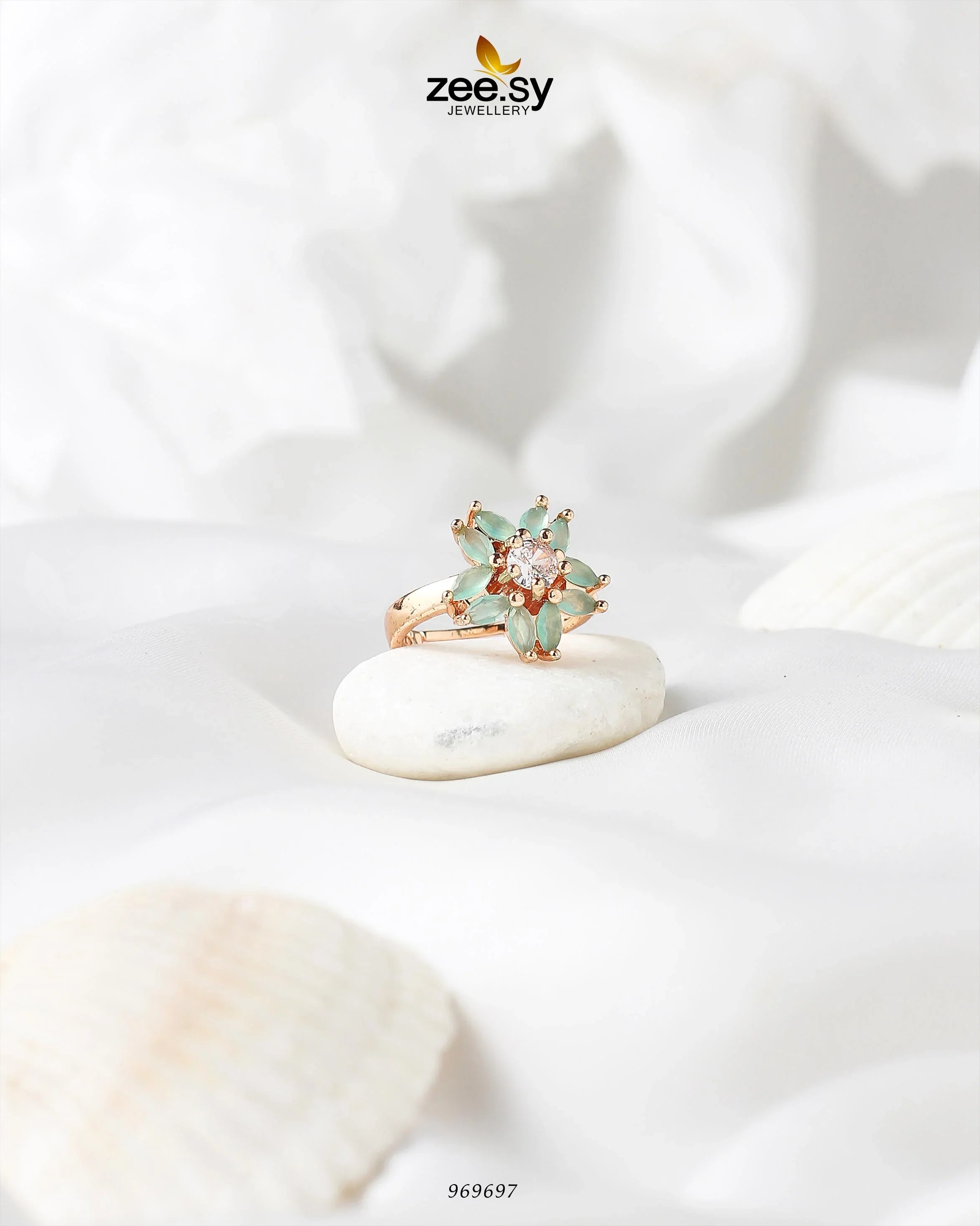 Daisy Ring Mint Green - Zeesy Jewellery