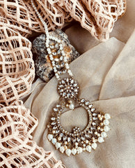 Made For Her-Lustre Earrings & Tikka Set - KMW1061