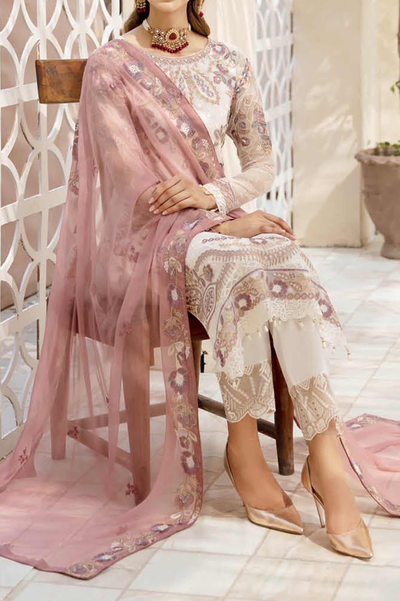 Chevron By Ramsha Unstitched 3 Piece Luxury Chiffon Vol-09 Collection'2024-A-902
