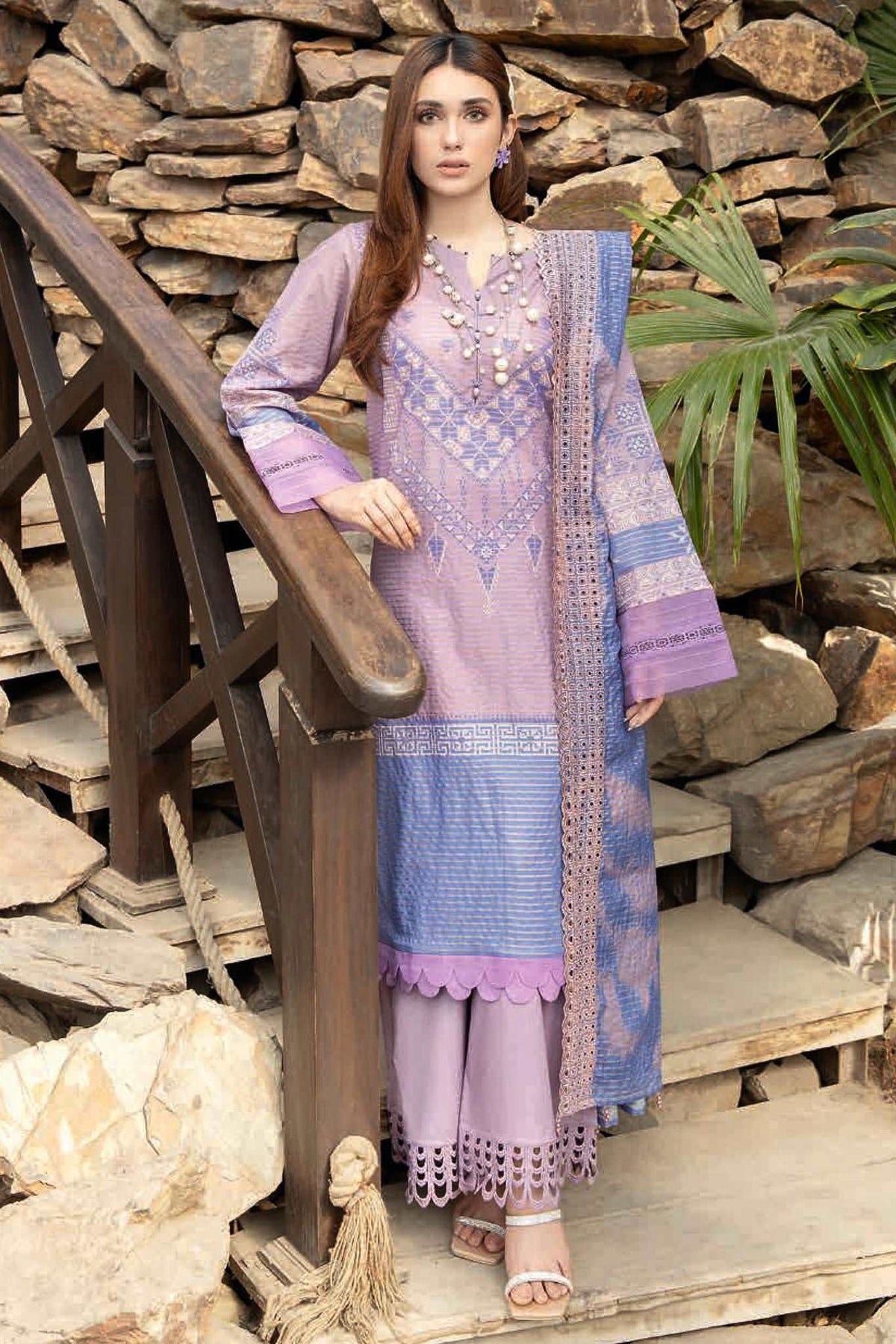 Aafreen by Riaz Arts Unstitched 3 Piece Digital Printed Zari Lawn Collection'2023-AF-19