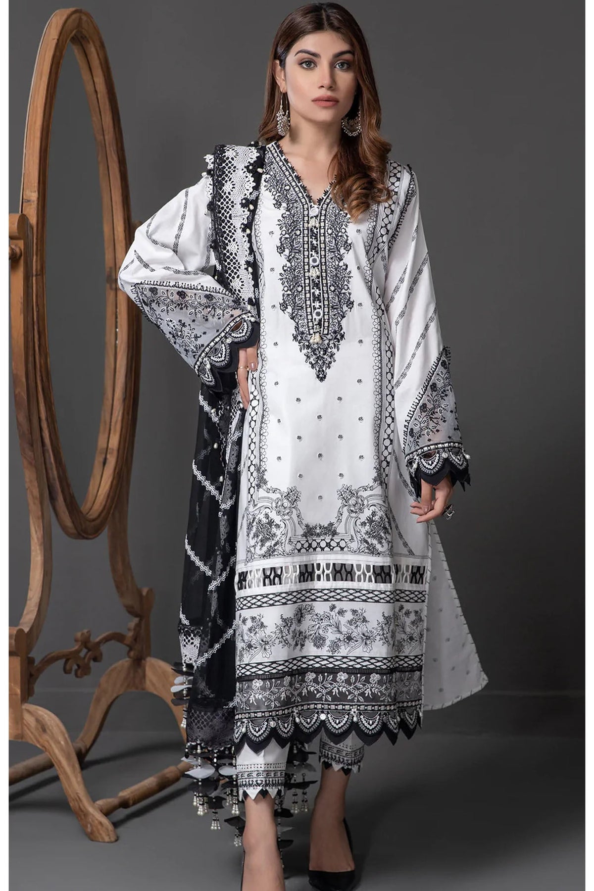 Monochrorme Mystique by Anaya Unstitched 3 Piece Lawn Collection'2022-ALM21-02-Urwa