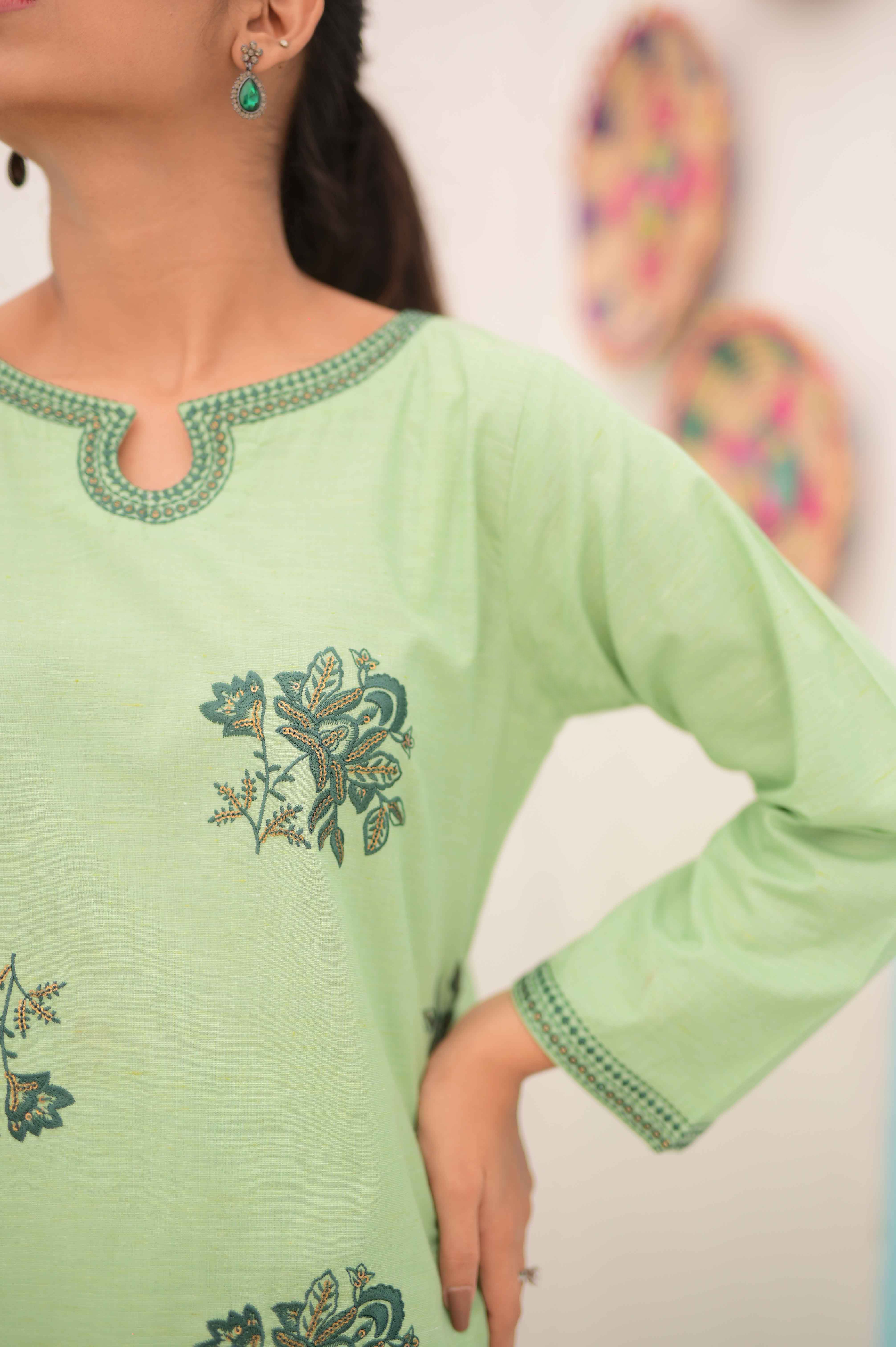 Noor E Gul By Tehzeeb Threads Floral Collection-Embroidered Cotton Stitched 2 Piece (Shirt / Trouser)-TE-04
