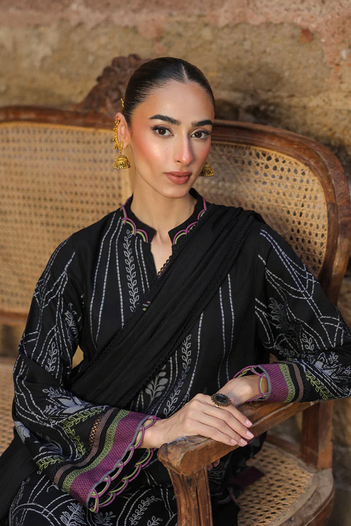 Sahar Unstitched 3 Piece Dyed Jacquard Winter Collection'2025-AW2-25-09-Velour Noir