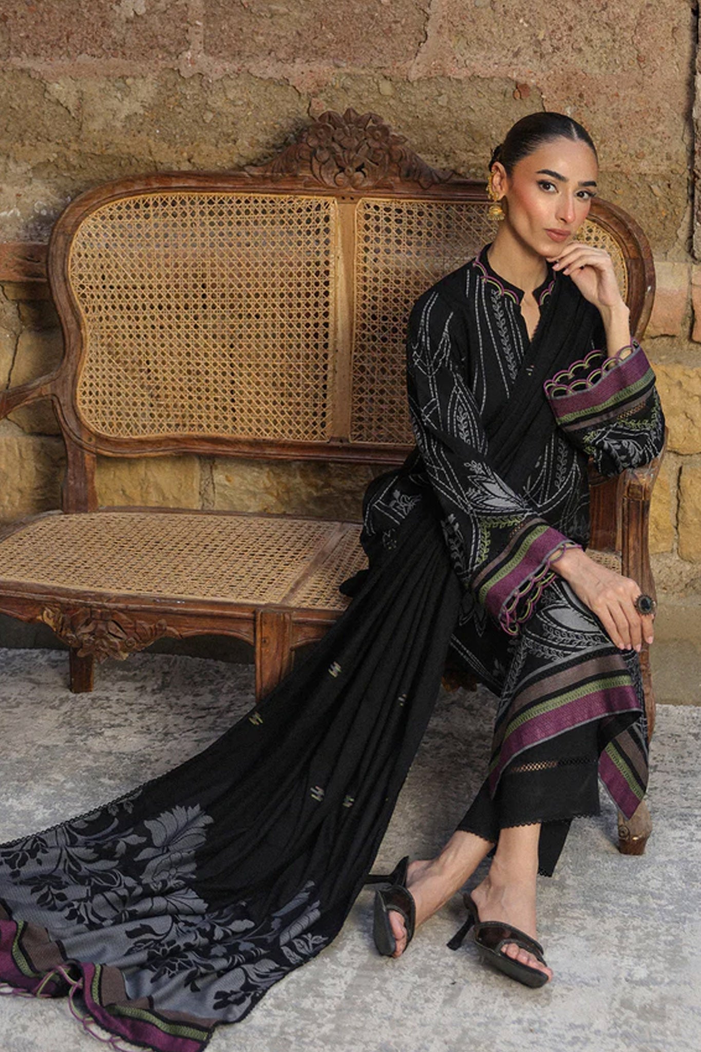 Sahar Unstitched 3 Piece Dyed Jacquard Winter Collection'2025-AW2-25-09-Velour Noir