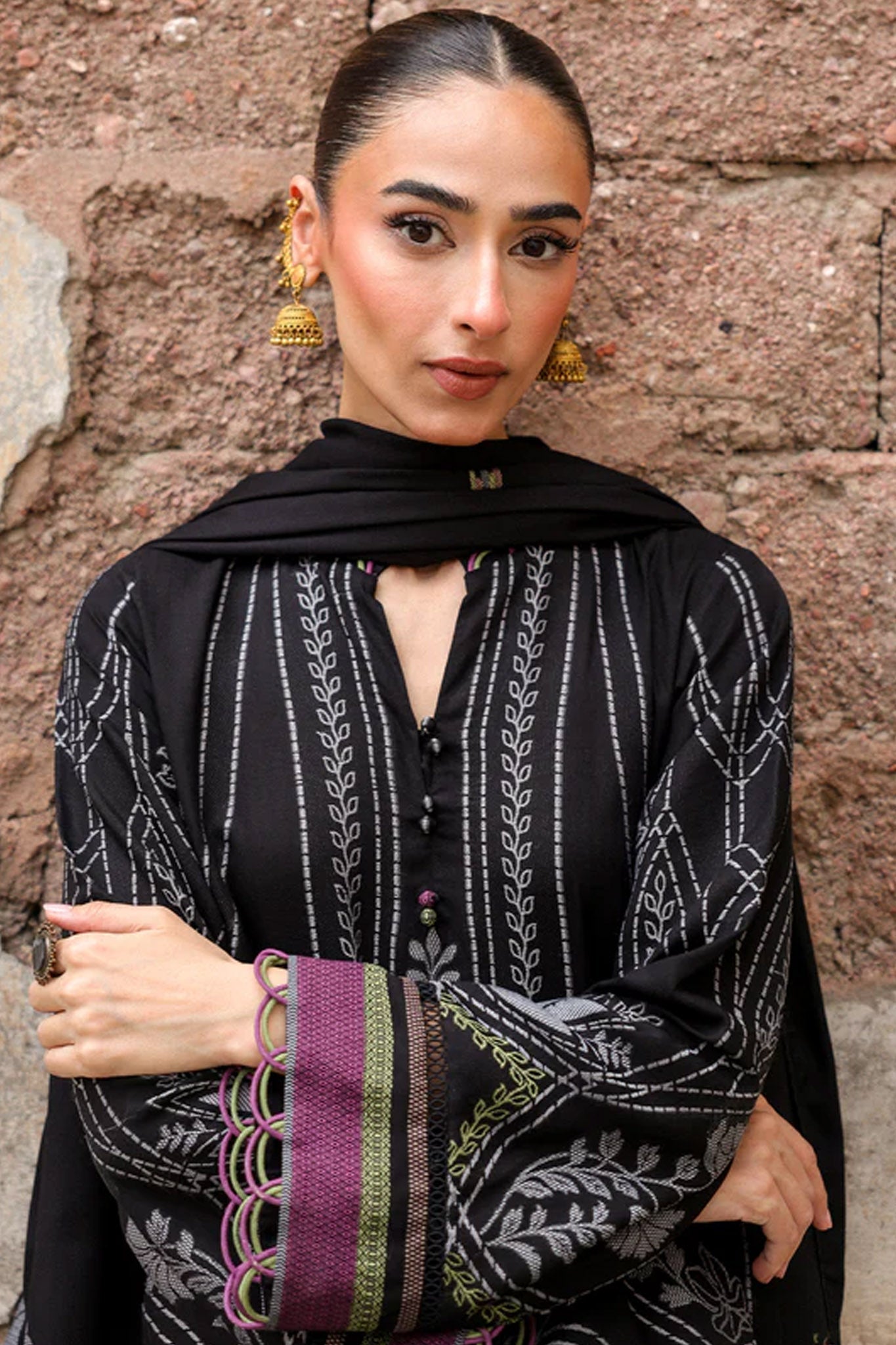 Sahar Unstitched 3 Piece Dyed Jacquard Winter Collection'2025-AW2-25-09-Velour Noir