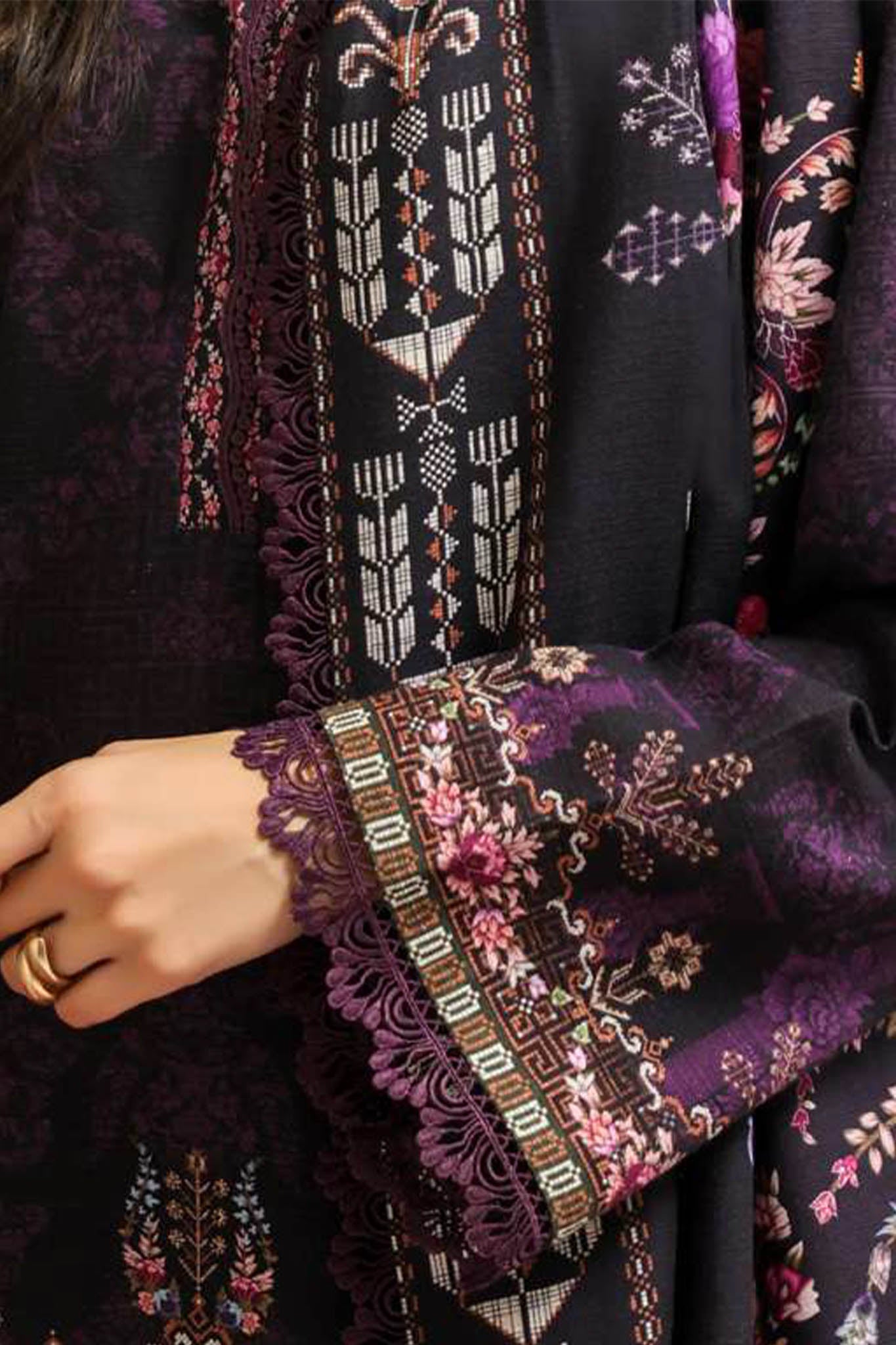 Sahar Unstitched 3 Piece Printed Khaddar Collection'2025-AW2-25-22-Plum Noir
