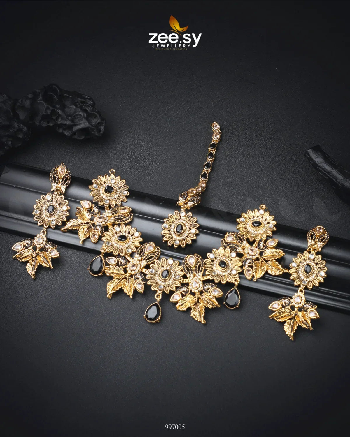 Angelonia Necklace Set Golden Black - Zeesy Jewellery