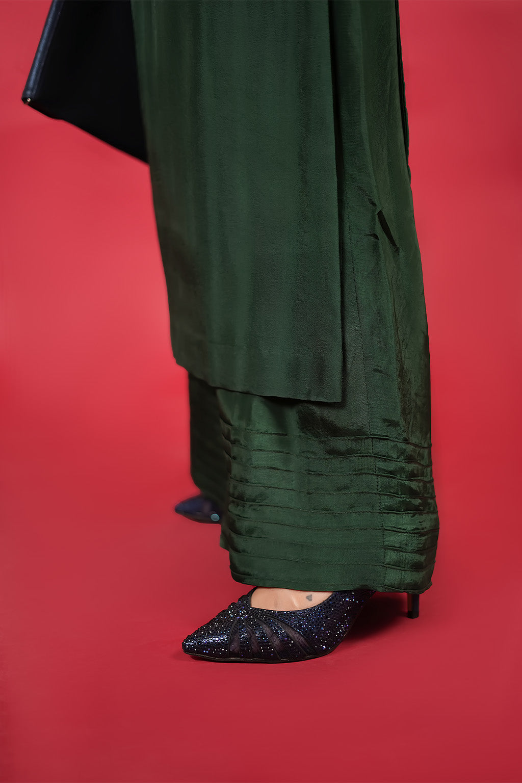 Zelina By Meeral Stitched 3 Piece Formals Collection'2025-HE-001