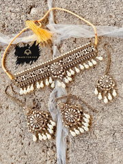 Made For Her-Afsana-e-Sheeshah Choker - KD1001