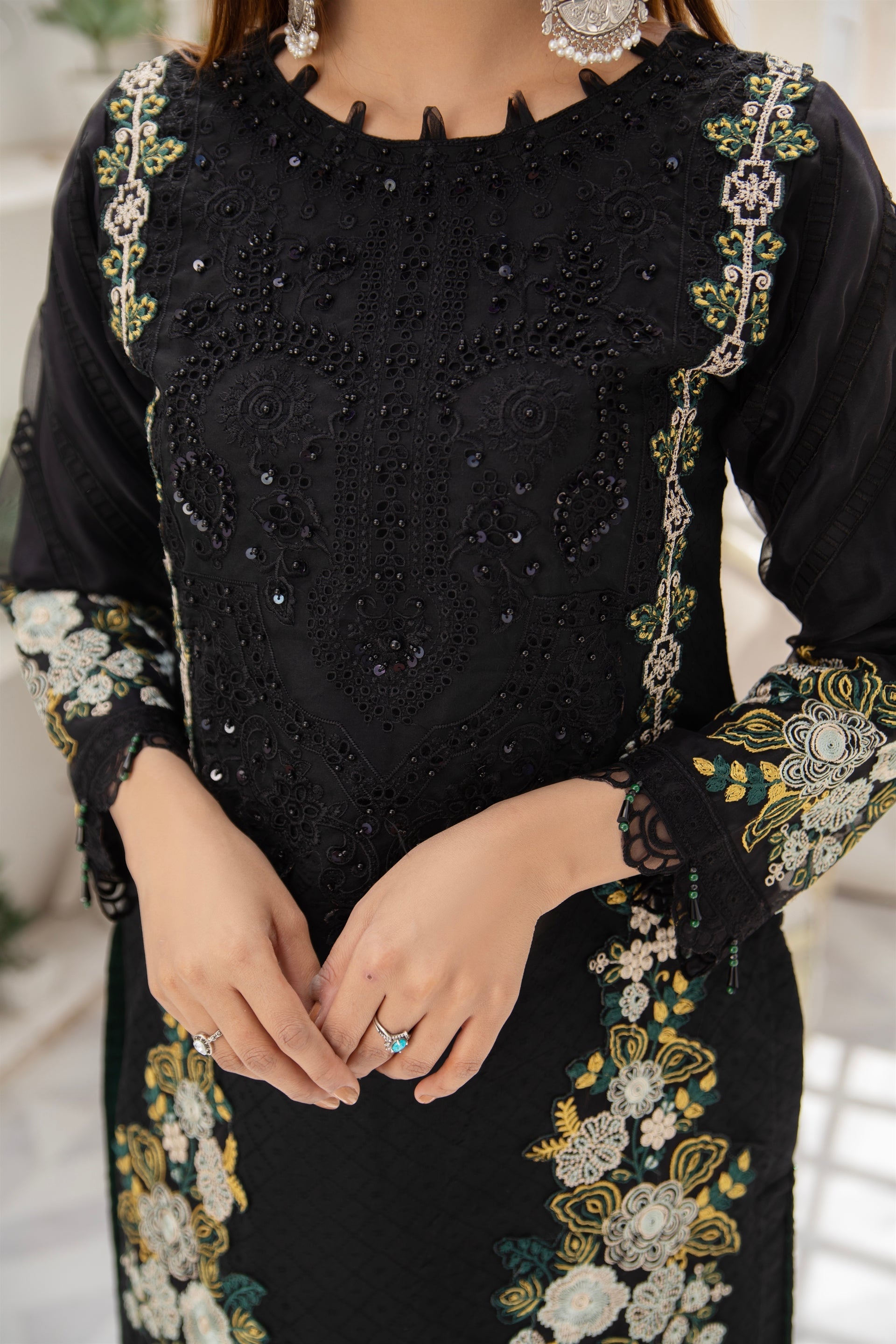 Manahils Stitched Mn-05