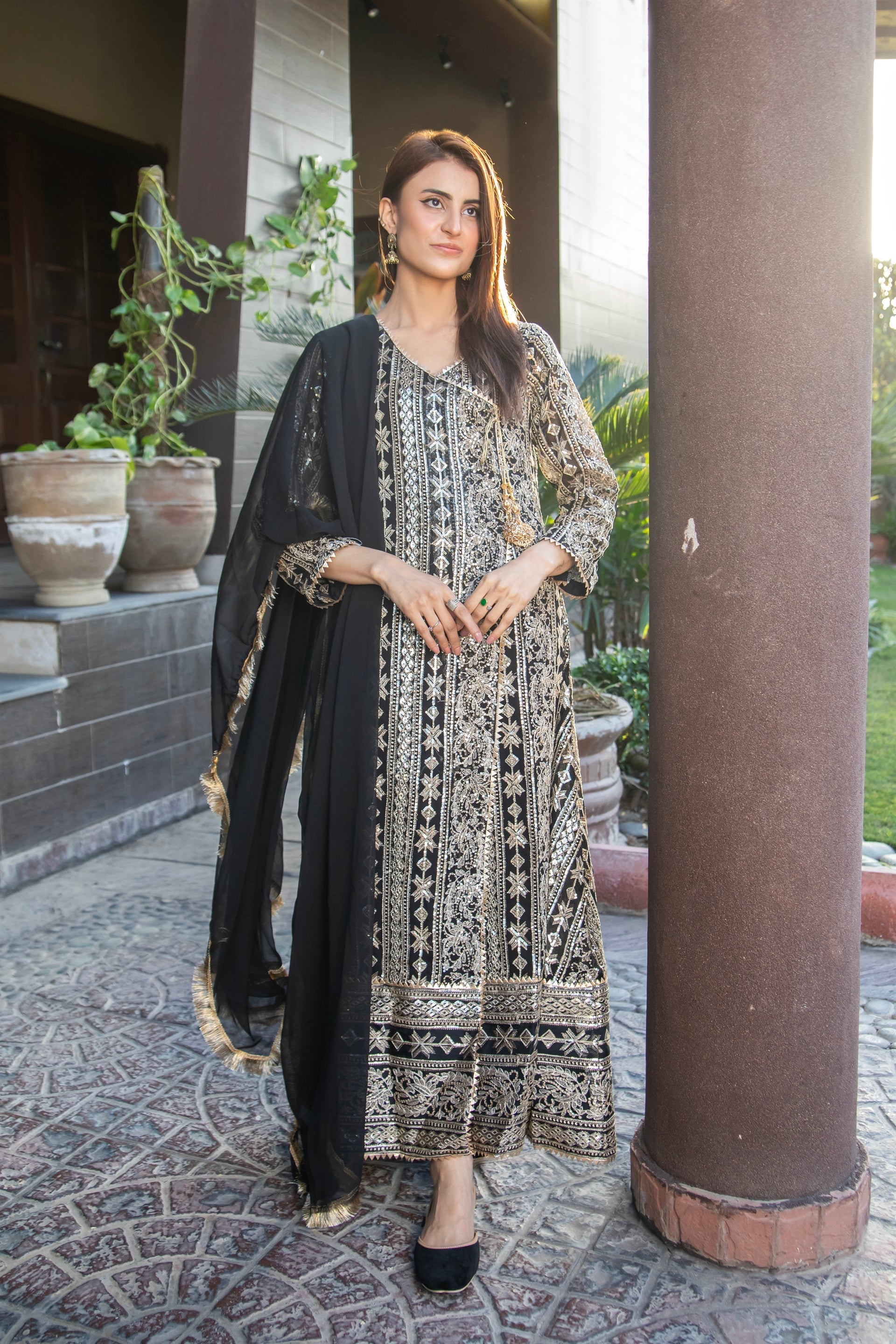 Manahils Stitched Formals Kurti 122-Black