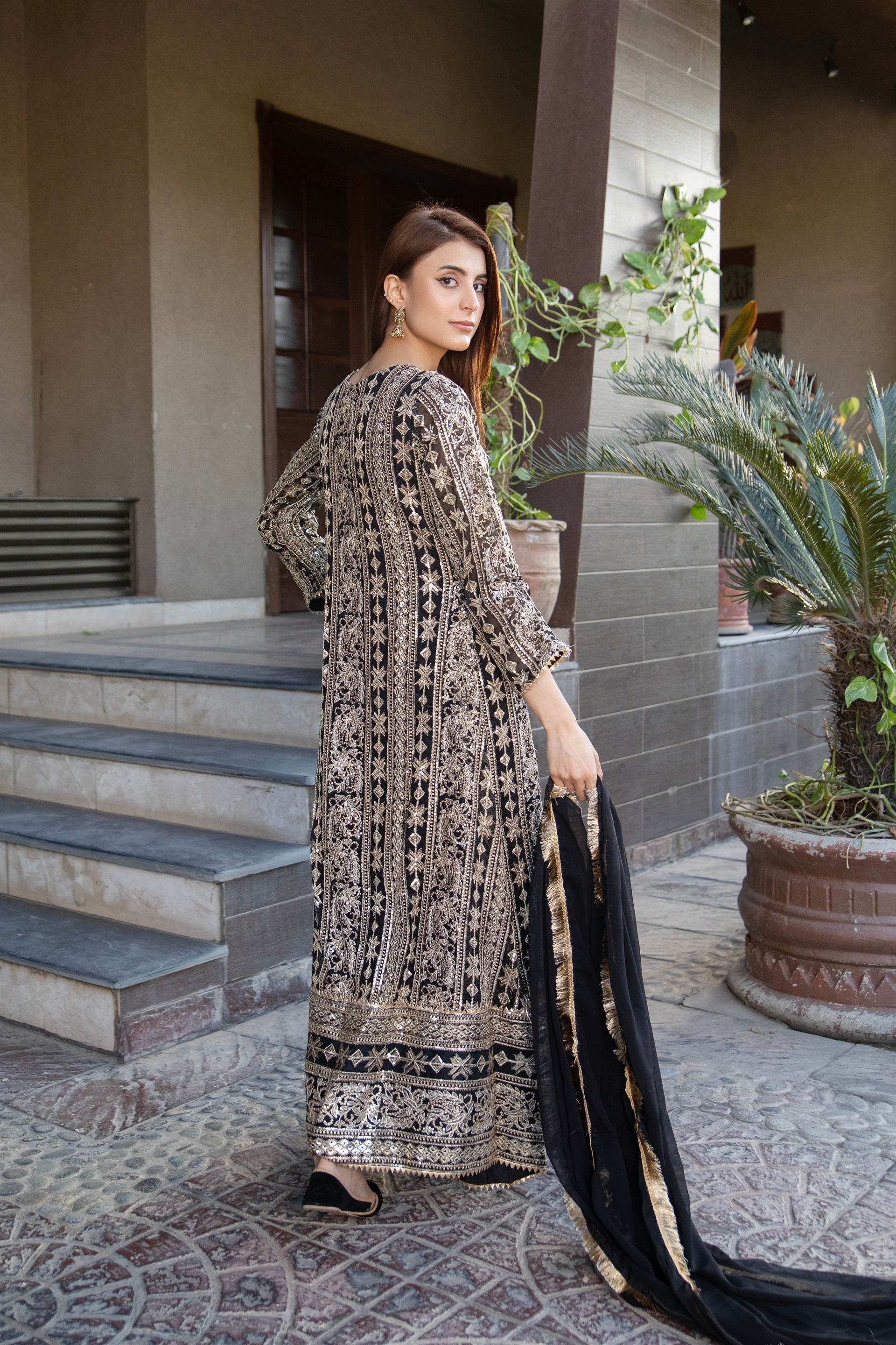 Manahils Stitched Formals Kurti 122-Black