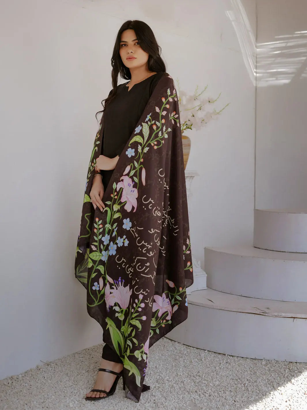 Aadat Stole (Black) TNG by MD