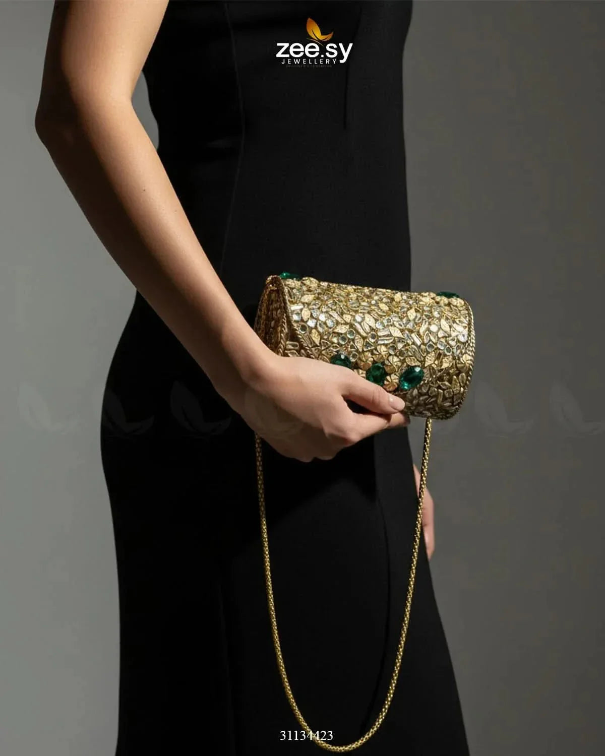 Bella Ferozah Leaf Clutch Bag