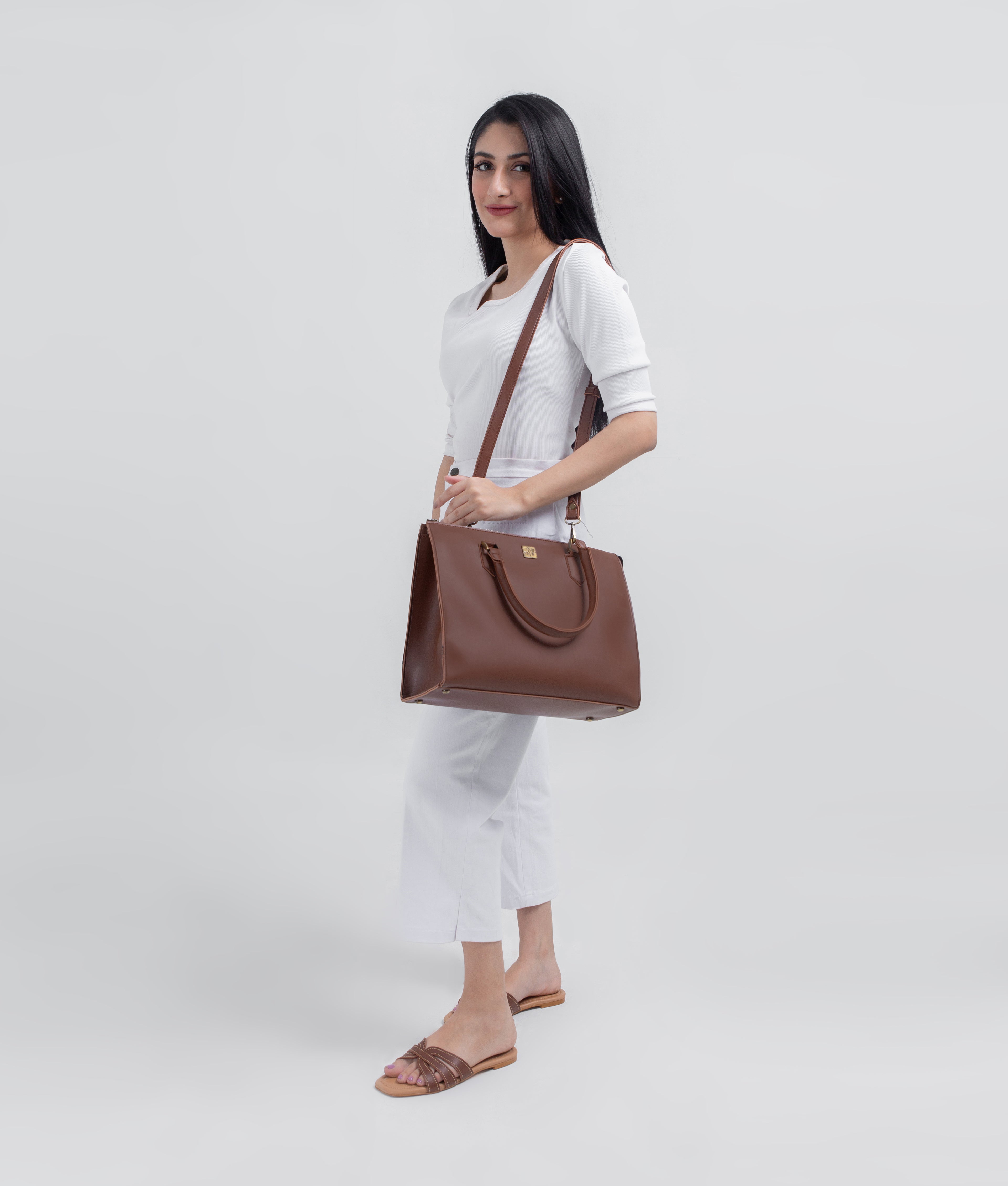 RTW Creation - Brown workplace handbag