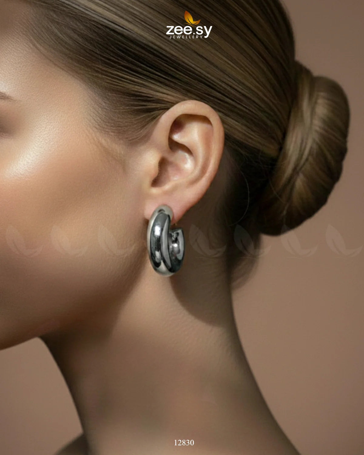 C-Type Stud Earrings - Zeesy Jewellery