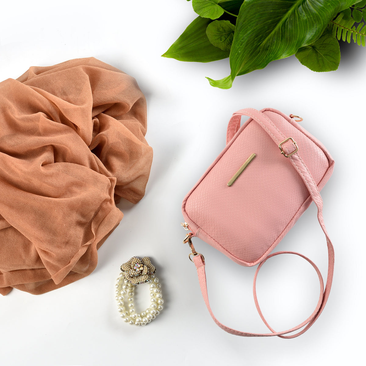 Fineur Mini Snakeskin Square Bag - Pink