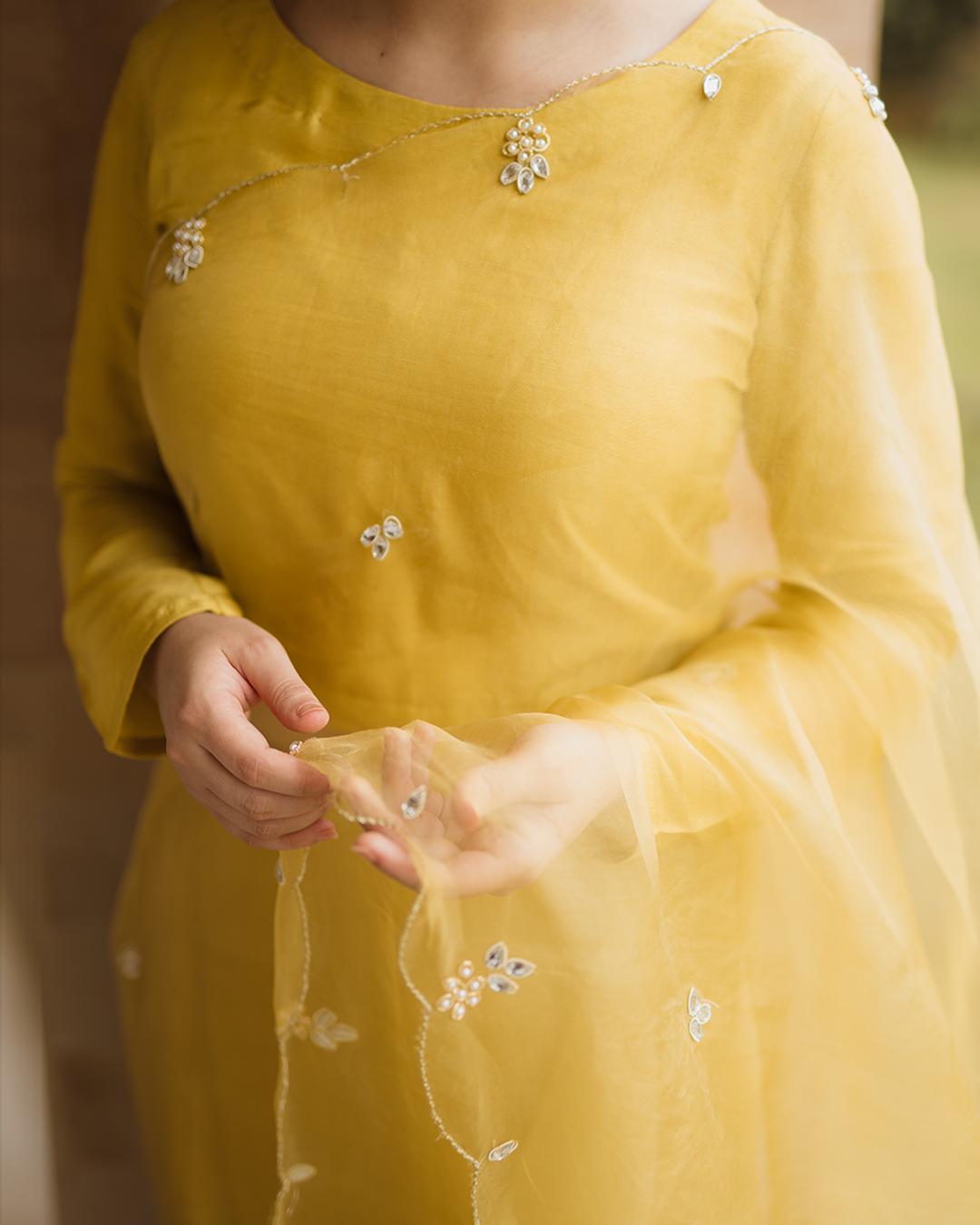 Purane Darwaze By Pashma Khan Stitched Formals Collection'2025-Bad-E-Naseem