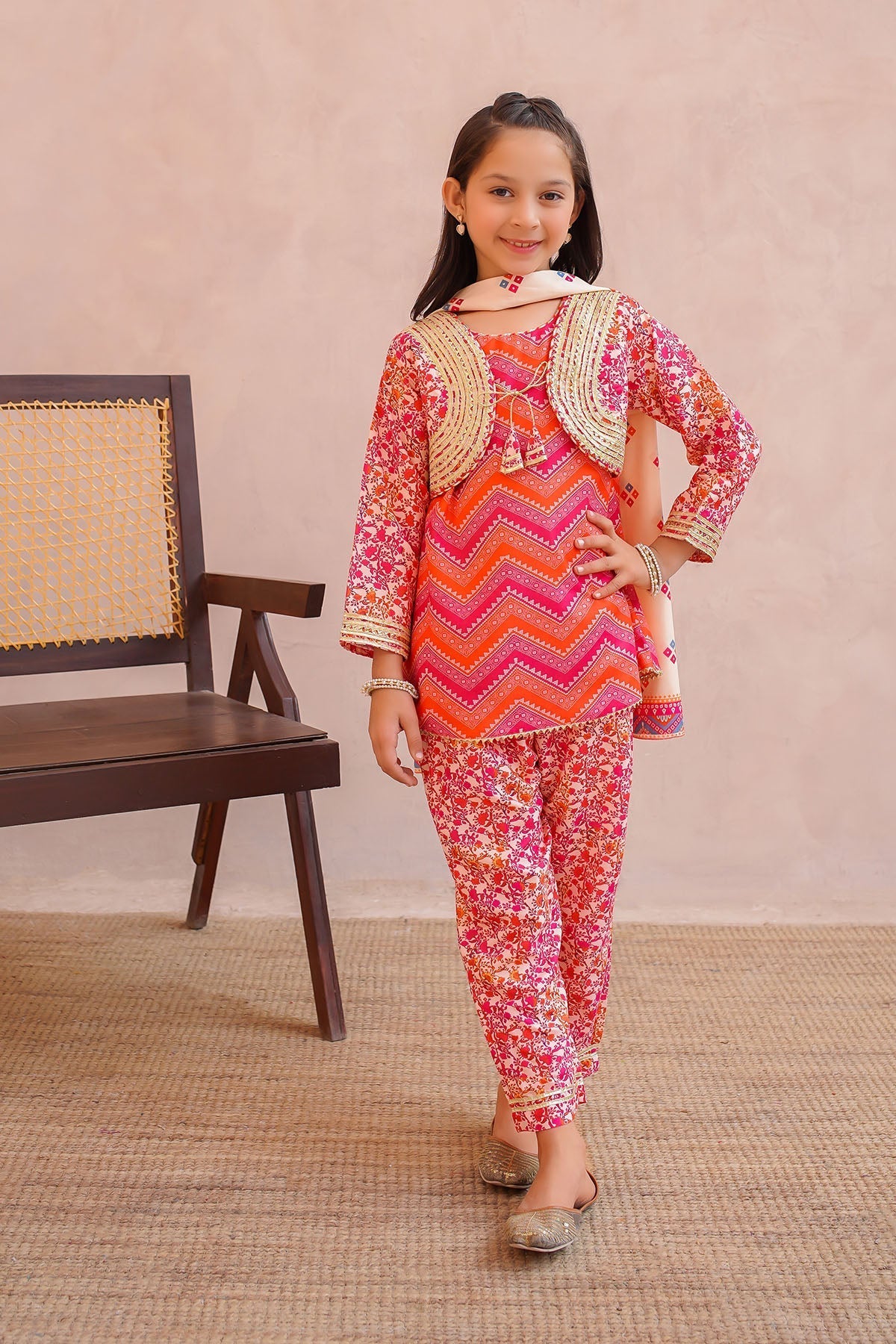 Shop elegant traditional dresses for kids! Our Chiffon Embroidered 3 Pc Suit features intricate embroidery