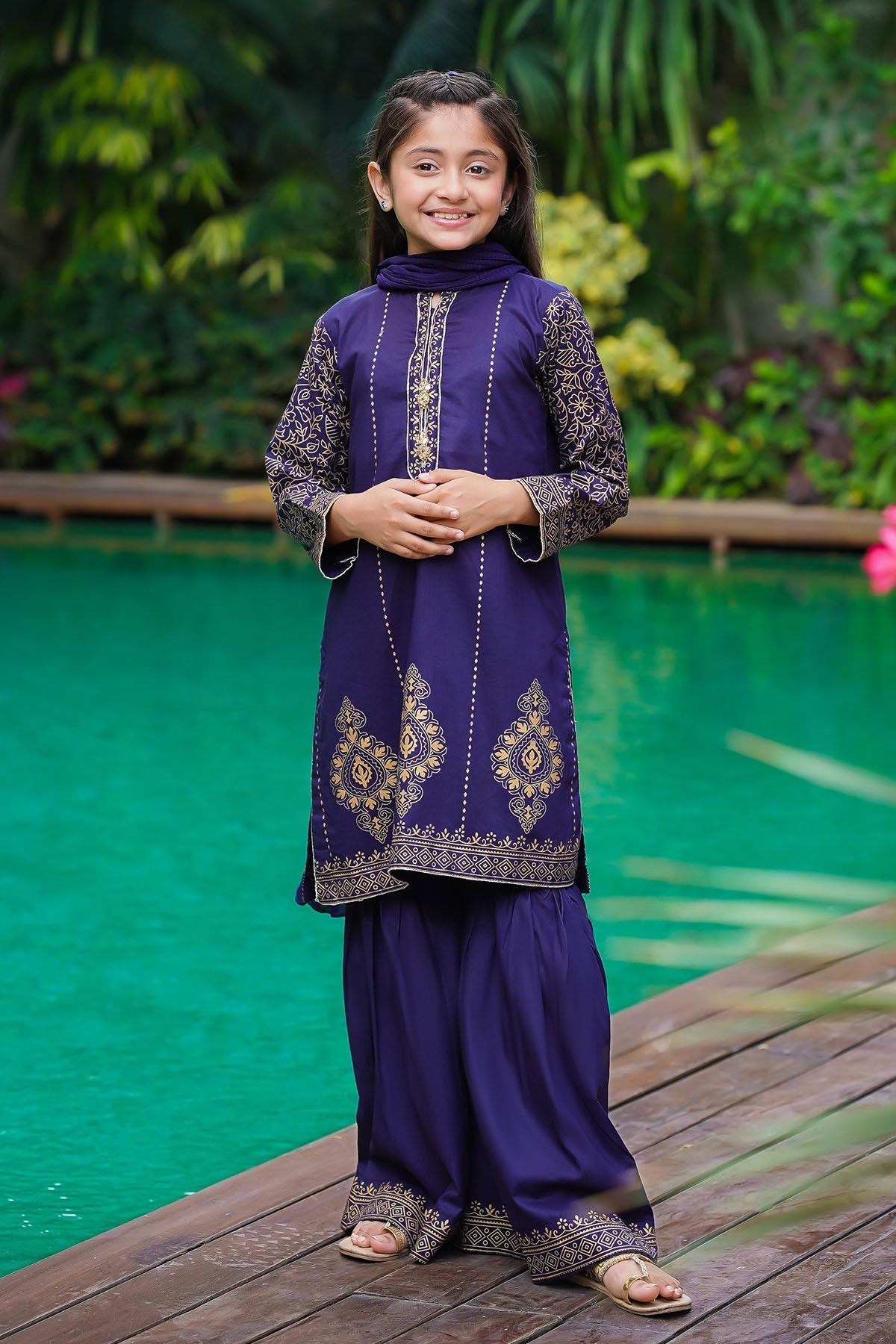 Stay cool & stylish this summer! Our cotton printed 3 pc suit for girls features breathable fabric