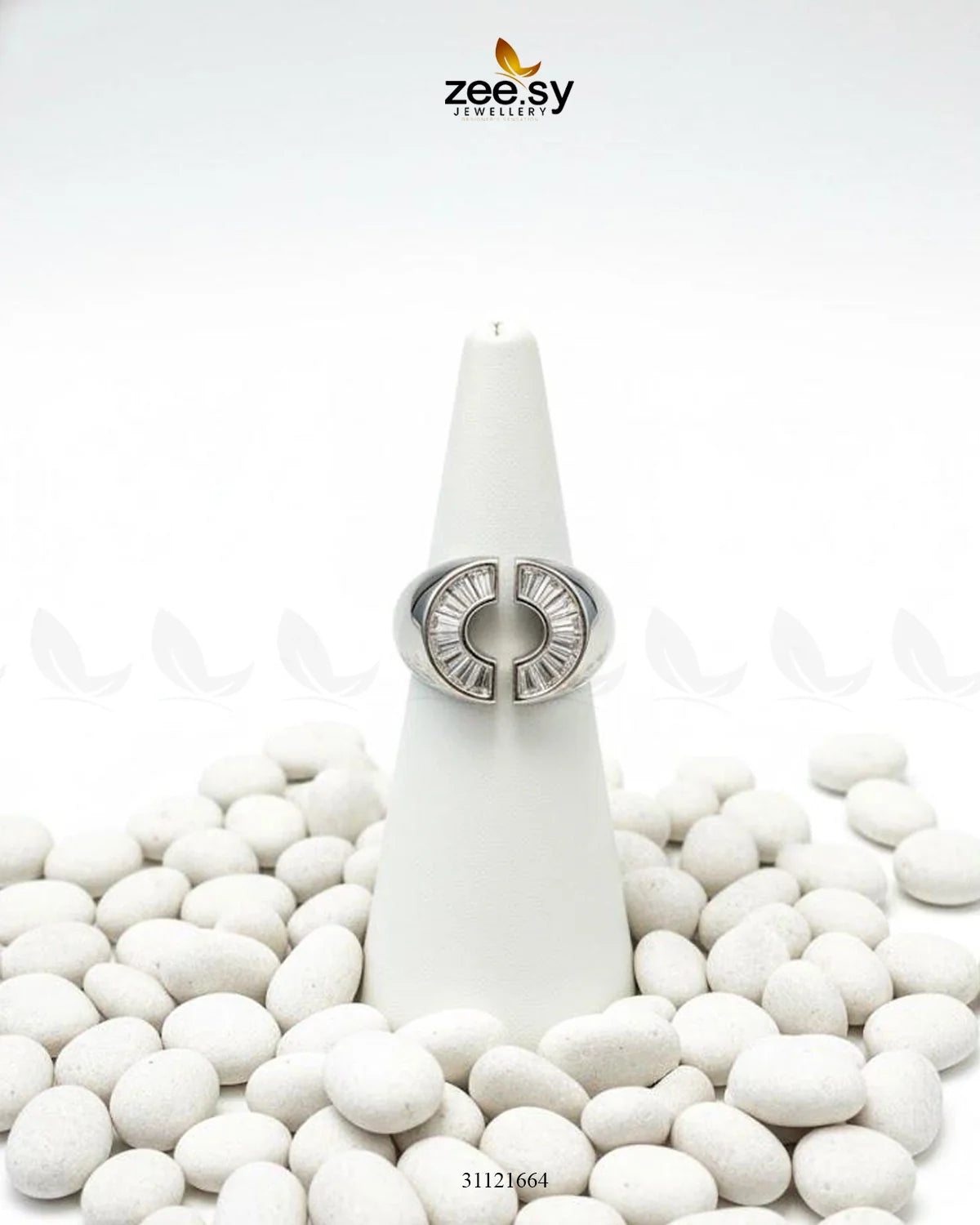 Curved Jewel Tone Ring - Zeesy Jewellery
