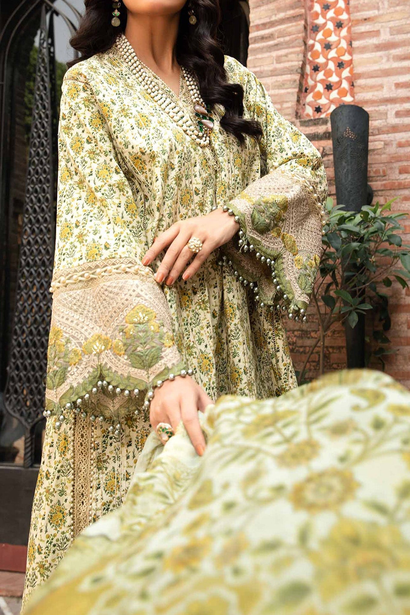 M Prints By Maria B Unstitched 3 Piece Luxury Emb Lawn Eid 2 Edit Collection'2024-MPT-2207-A