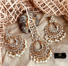 Made For Her-Parizaad Earrings & Tikka Set - KMW1054