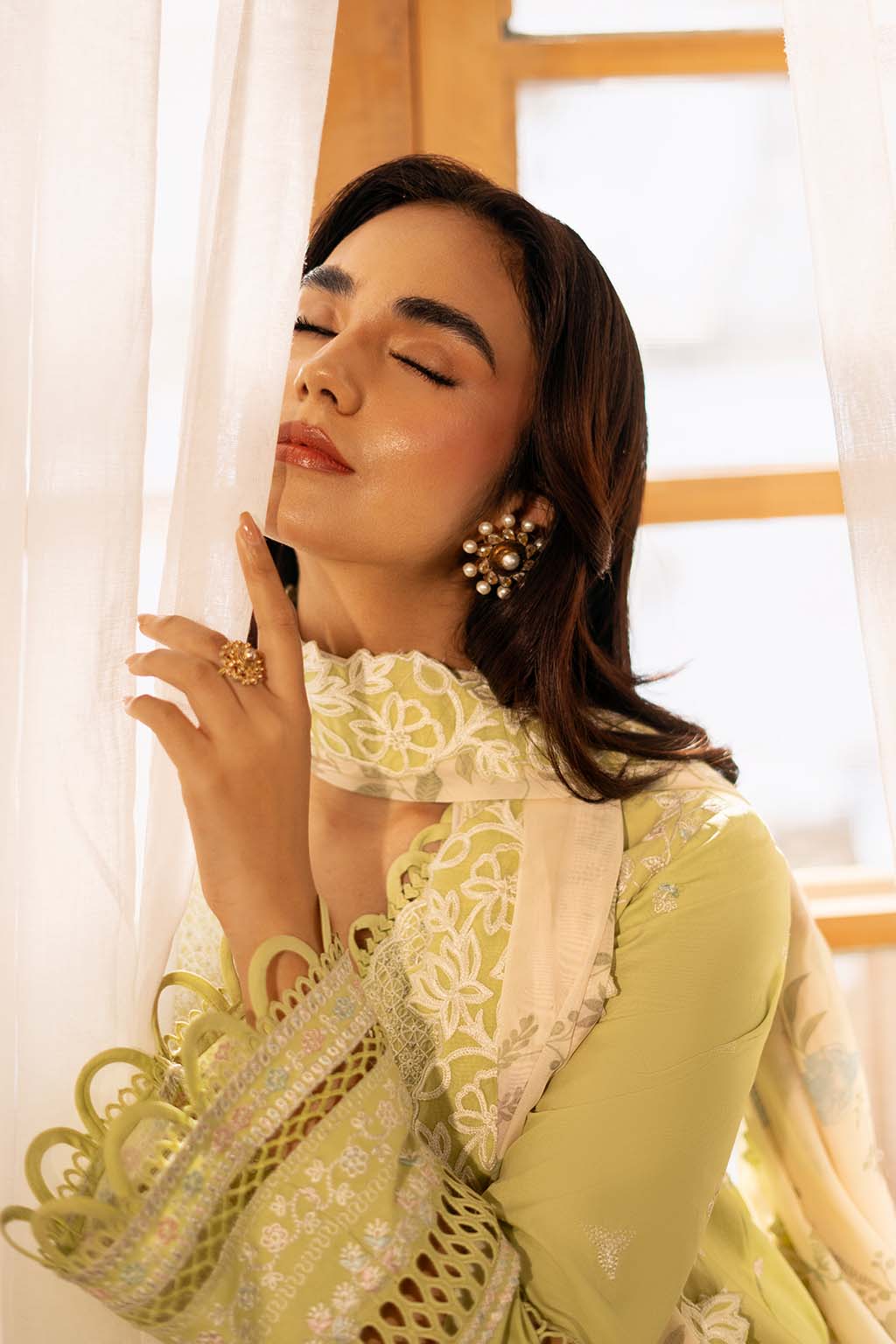 Zarposh Unstitched 3 Piece Lawn Collection-Gulnaz