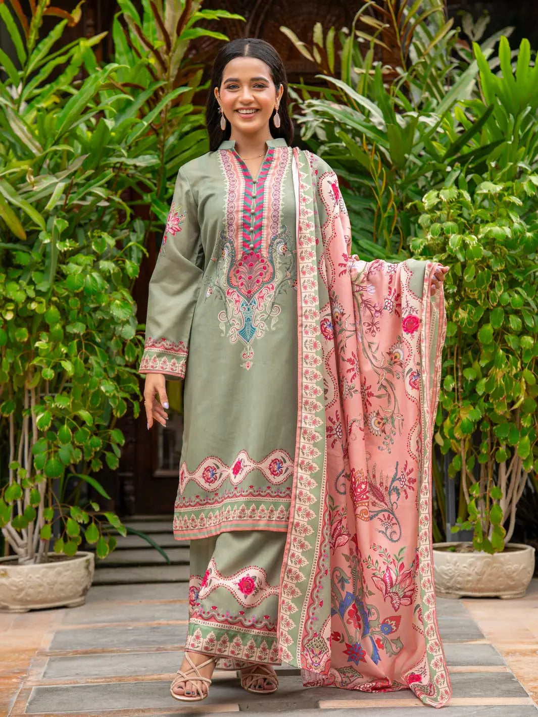Mehtaab Odhni TNG by MD