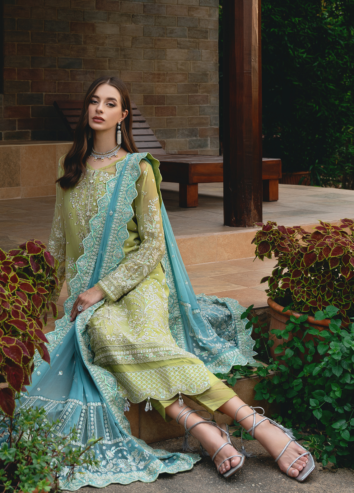 Gulaal Stitched 3 Piece Luxury Emb Pret Collection'2025-Amary (GL-EP-2024-17)