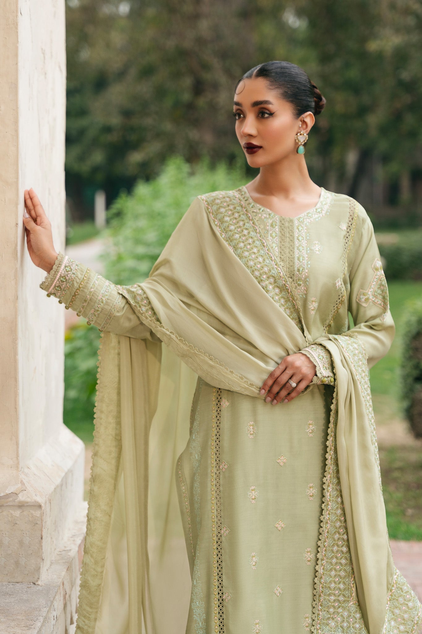 Festive Eid'25 By Mannat Clothing Stitched Collection-Mia