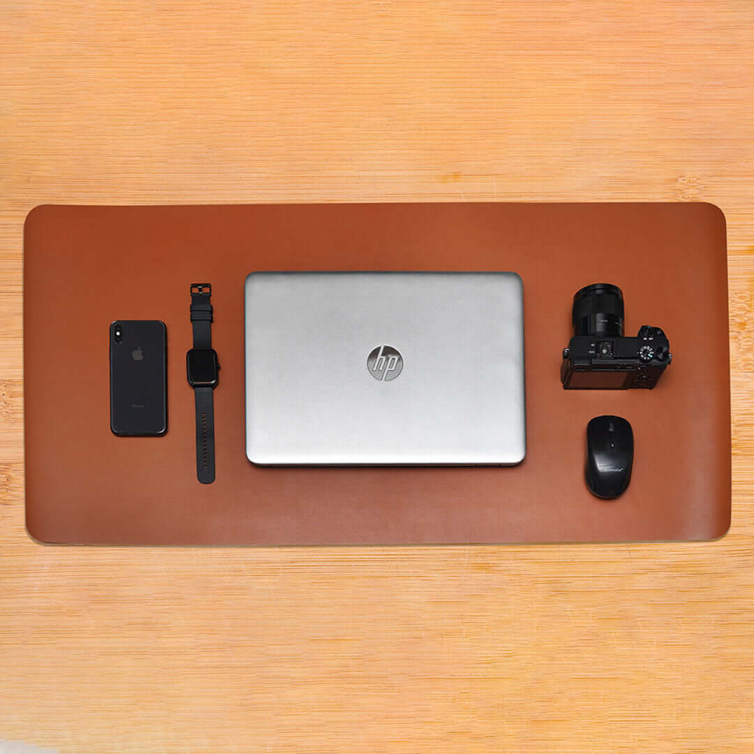 DESK MAT BROWN - Bag X