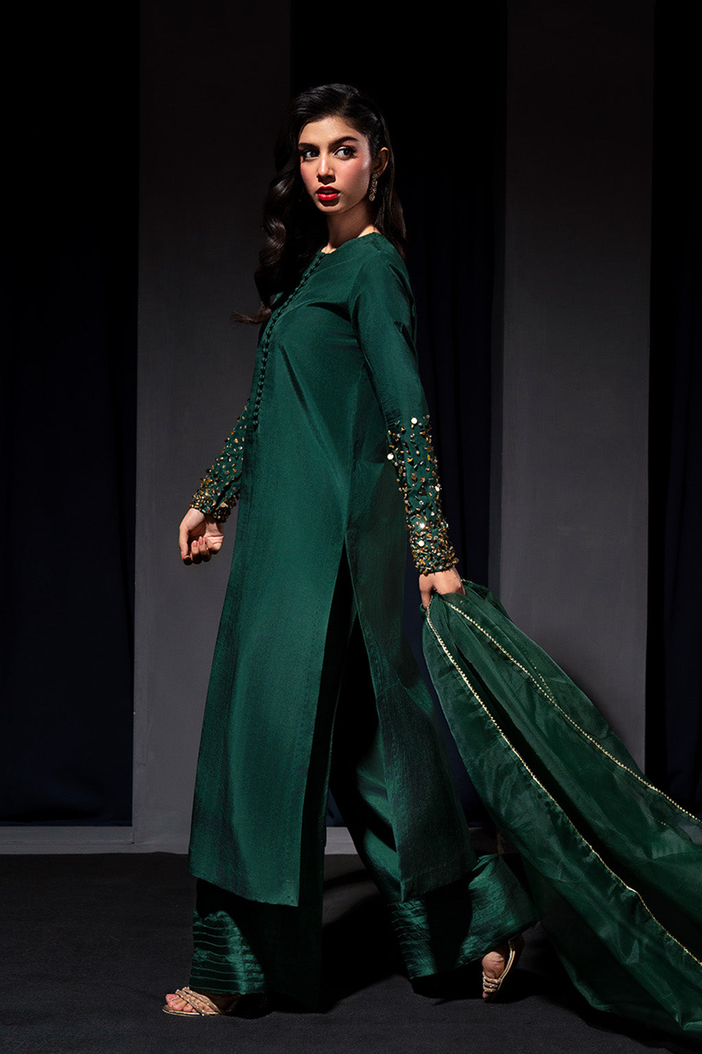 Zelina By Meeral Stitched 3 Piece Formals Collection'2025-HE-001